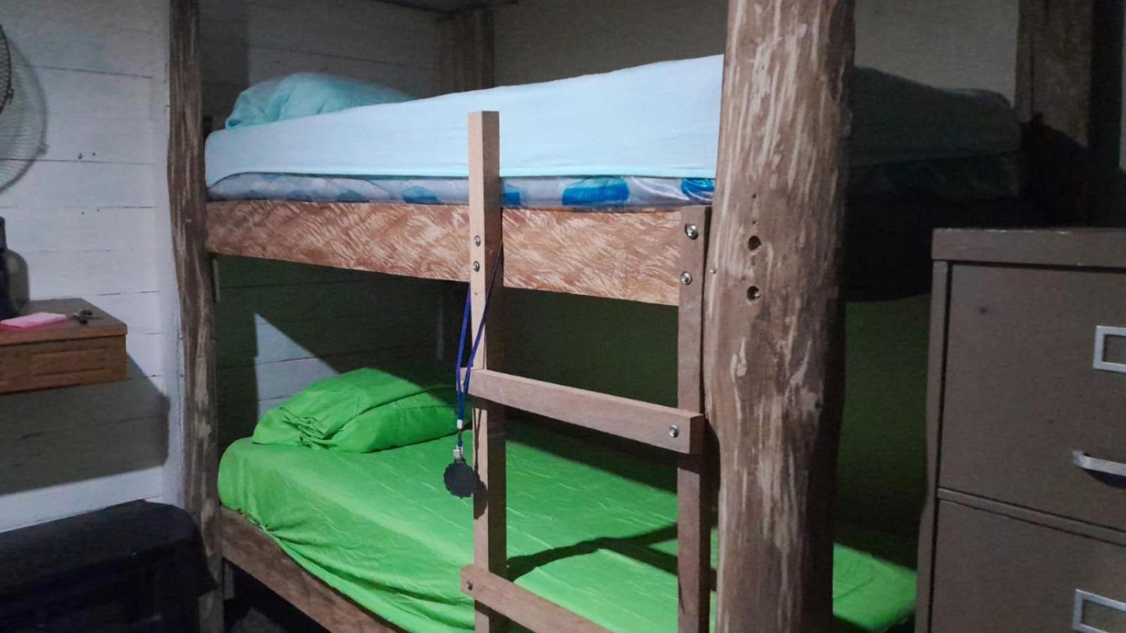 Hostal Cafe Axel Bocas del Toro Zewnętrze zdjęcie